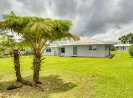 Sunny Hilo Home with Game Room Walk to Golf Course!