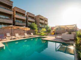 Condominios Evamar San Carlos，位于圣卡洛斯的酒店