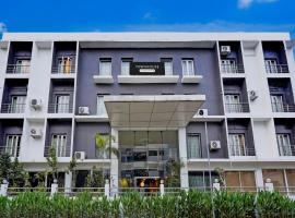 Super Townhouse Medavakkam Near Jayachandran，位于钦奈的酒店