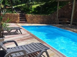 Suítes Recanto Petrópolis，位于彼得罗波利斯的酒店