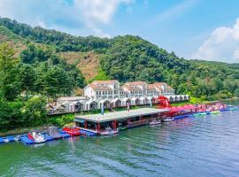 Hongcheon Monterio Resort，位于洪川郡的酒店