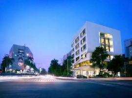 Maxone Premier Melawai，位于雅加达的酒店
