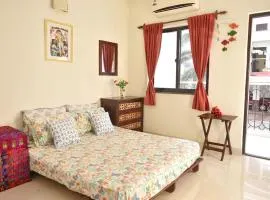 Casa Melora, 2bhk Ac apt in Candolim, Beachwalk