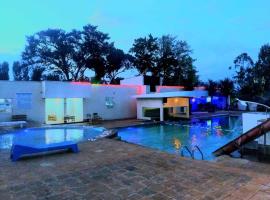 SILVER SLOPES RESORT AND SPA，位于Kagio的酒店