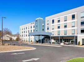 Home2 Suites By Hilton Hendersonville，位于亨德森维尔的酒店