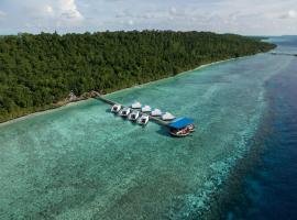 Arasatu Villas & Sanctuary，位于Maratua Atoll的度假村