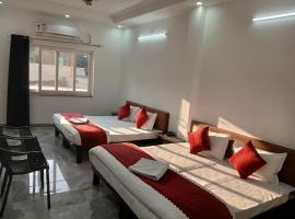 The Shiva Inn，位于瑞诗凯诗的酒店