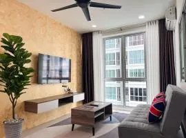 MetroCity Square Condominium-3R2B-9 Pax