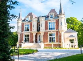 Hôtel Château Héloïse，位于Mérélessart的酒店