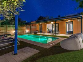 Galene Eco Luxury Villas，位于阿查拉维的酒店