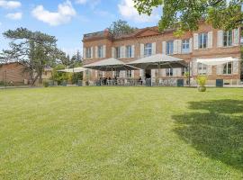Best Western Premier Le Domaine de Montjoie，位于拉蒙维尔圣阿尼的酒店
