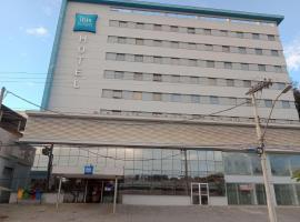 ibis budget Barbacena，位于巴巴塞纳的酒店
