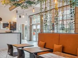 Hotel Fyrtøjet - We give less You save more