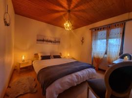 传奇旅馆，位于Les Bois的高尔夫酒店