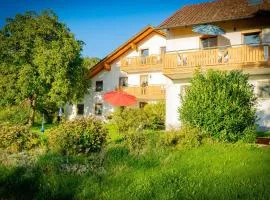 Ferienwohnungen Bauer - Auszeit mit Ausblick