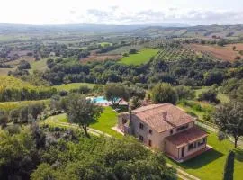 CASALE OMBRONE 11, Emma Villas