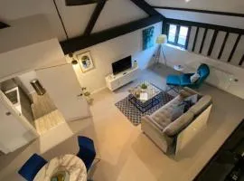 Loft 4 - Apartment near Stansted