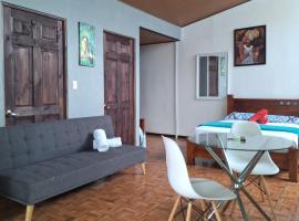 Anchia - Hostel，位于阿拉胡埃拉的酒店