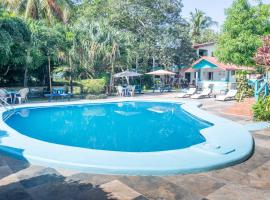 Drift Inn Cayo，位于Santa Elena的酒店