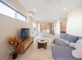Casa Callistemon - Cute & Cosy Suburban Escape 10 min from North Lake Westfield