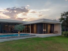 Hakuna Matata Villas Phrae，位于Rong Kwang的酒店