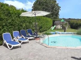 Charming House in Hamois with Shared Pool