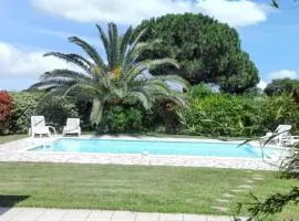 Villa reposante à Solaro avec piscine privée et jardin