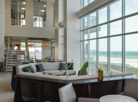 Residence Inn by Marriott Myrtle Beach Oceanfront，位于默特尔比奇的酒店