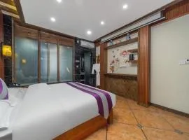 Yingxueke King Room
