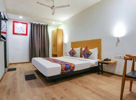 Hotel Fab Green Inn，位于新德里的酒店