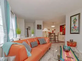 Lovely Eclectic Duplex - Peaceful Neighborhood