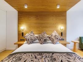 Rosemay Hotel near London Heathrow Airport，位于海斯的酒店