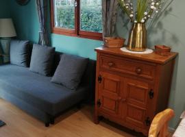 Les Dolmens，位于特鲁瓦蓬的酒店