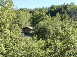 La Grisonne - Chalet 3，位于Revest-du-Bion的酒店