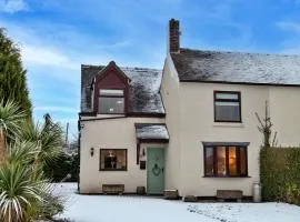 Finest Retreats - Kingsley Hollows Cottage