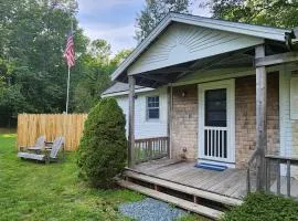 Acadia Lobsterman's Coastal Bungalow