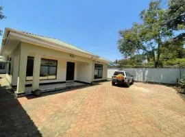 Emmalanta Safaris House