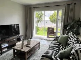 Hout Bay Haven - close to beach and shops