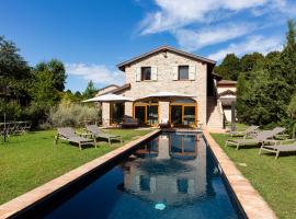 Mulino di Casa Sforza Suites and Spa，位于Basilicanova的Spa酒店