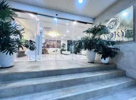 Minimalist Studio Suite near Ayala Mall