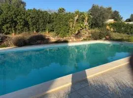 A self catering guest cottage in Lagoa