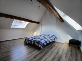 Cosy homestay in Quiet historic area，位于蒂嫩的酒店