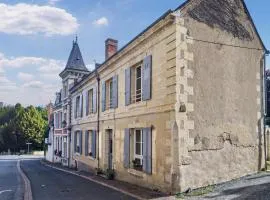 8 Bedroom Gorgeous Home In Courdemanche