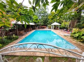Bellus Hotel Izabal，位于Castillo de San Felipe的酒店
