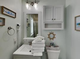 Bungalows at Seagrove #138，位于锡格罗夫海滩的酒店