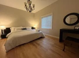 King and Queen rooms -J&J Chilliwack