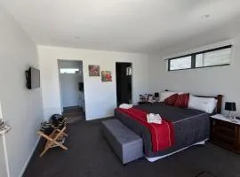 "Winter Special" Studio on Hugo Way, Papamoa