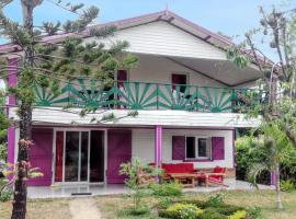 Charming Villa in Foulpointe with Sea View，位于Foulpointe的酒店