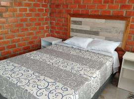 Oliver's Garden Country Hotel，位于Chincha的酒店