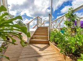 Maho Beach House - Big Beautiful Studio - Ocean View